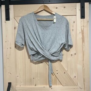 NWT Aerie Cropped Tie T-Shirt in Grey, Size Medium.